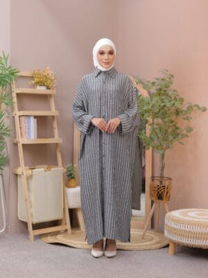 CAMELIA CHARCOAL