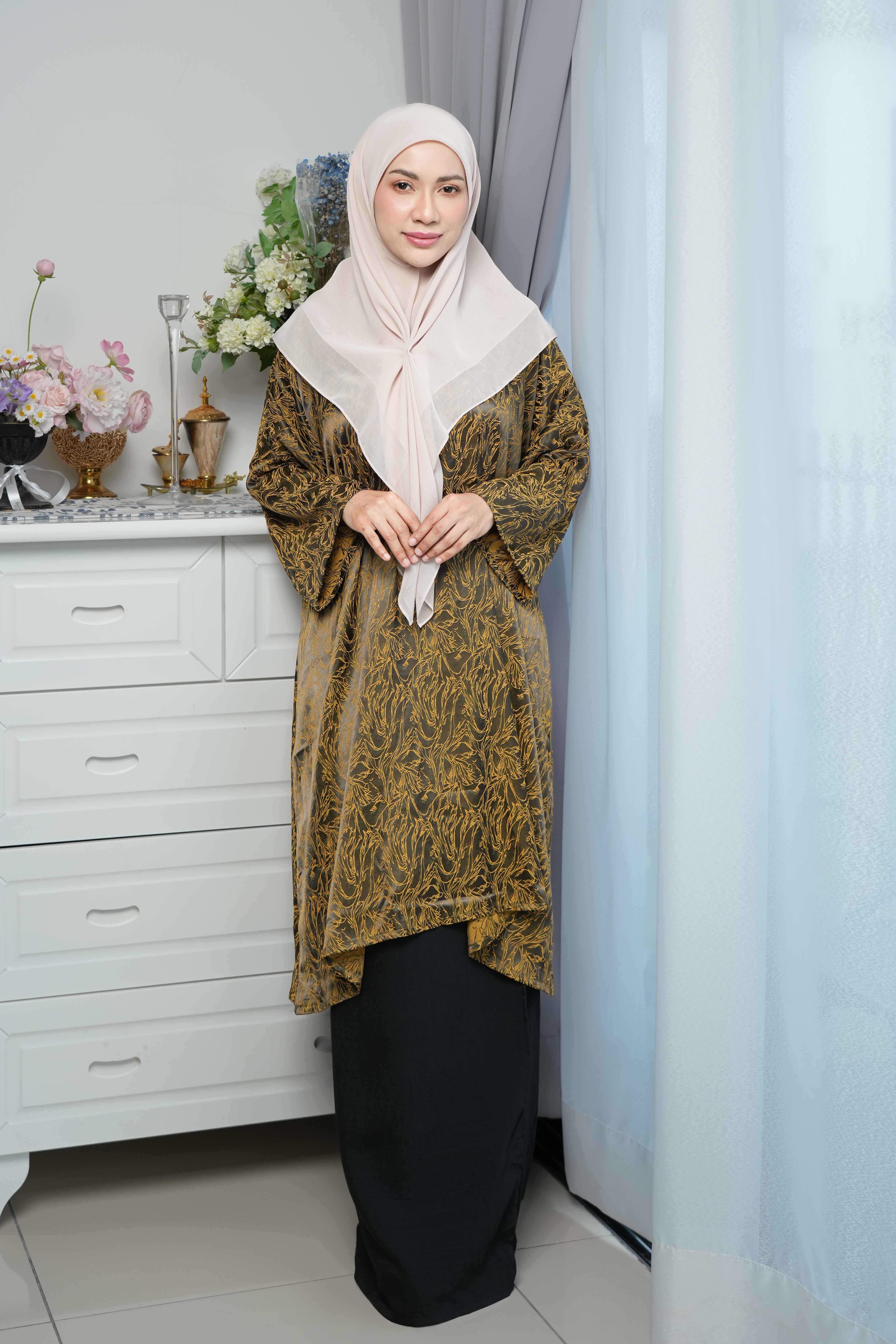 Juita olive gold