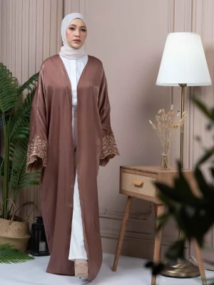 [Khadija] Mocha Rose